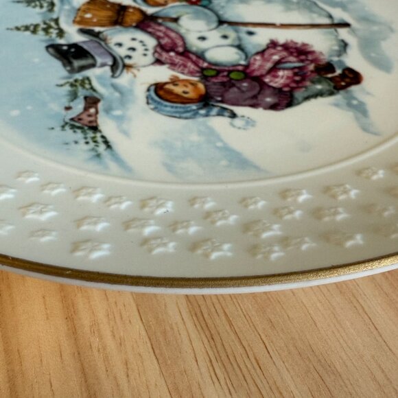1986 Avon A Child's Christmas Porcelain 22K Gold TrimCollection Plate Snowman - Picture 6 of 9